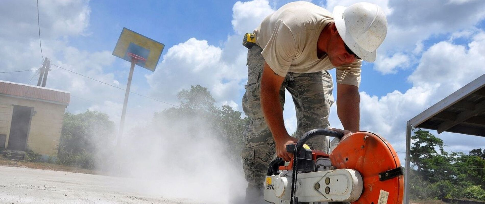 UV-Strahlen: Akute Gefährdung am Arbeitsplatz für Außenbeschäftigte