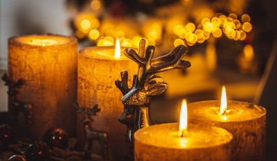 Advent, Advent, der Christbaum BRENNT!